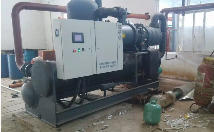 思科德制冷設(shè)備，冷水機(jī)組、冷凍機(jī)組、螺桿式機(jī)組30萬大卡